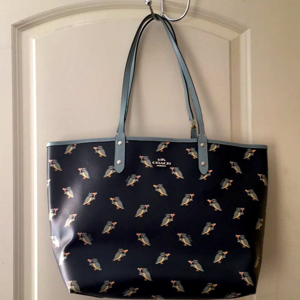 Coach Reversible Party OWL Print Tote shoulder